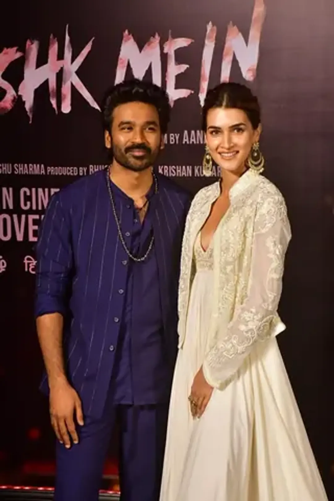 1087-dhanush-and-kriti-sanon-grace-the-trailer-launch-of-tere-ishk-mein