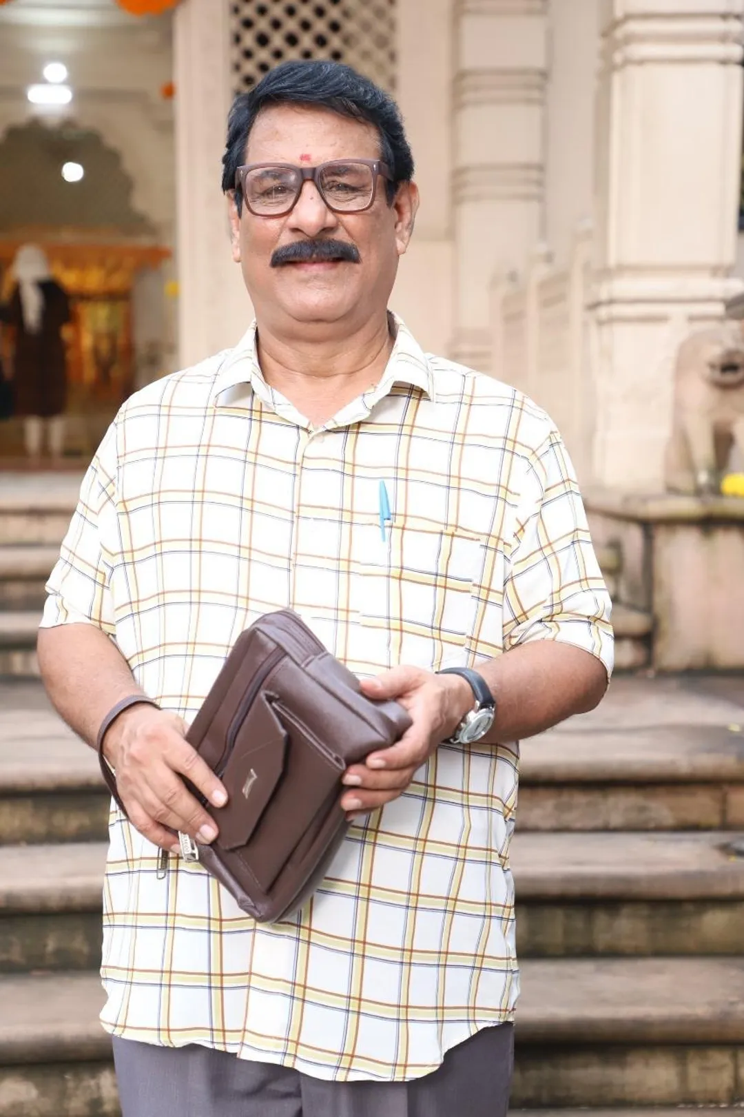 Rajendra Chawla Laxmi Nivas show