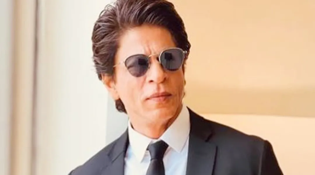 Shah Rukh Khan ditches his Pathaan avatar for a clean-shaven look at Delhi  event. See photos, video | Bollywood News - The Indian Express