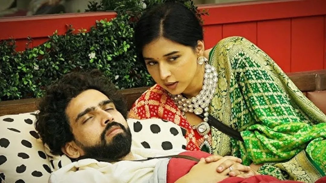 नीलम के बाद अमाल से टूटा तान्या का रिश्ता? सिंगर ने बुलाया 'फेक', फूट-फूटकर  रोईं - tanya mittal amaal mallik fallout friendship broken bigg boss 19  tmovj - AajTak