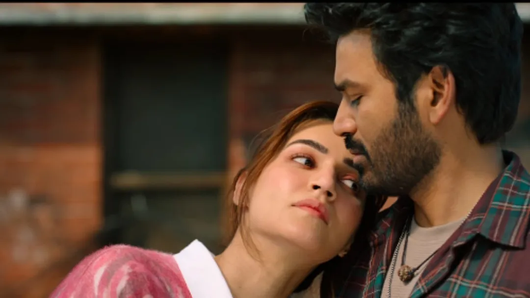 Tamil version of Tere Ishk Mein title track named 'O Kadhale' out