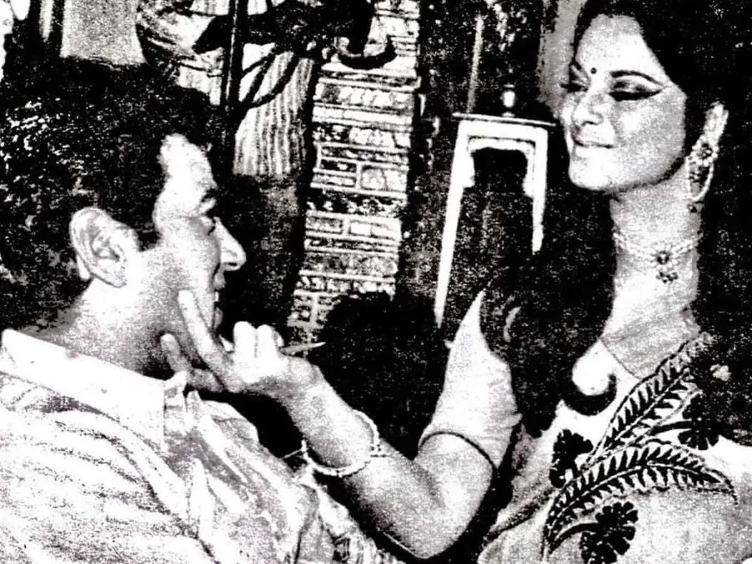 Dharmendra calls Rekha 'laadli' of their family