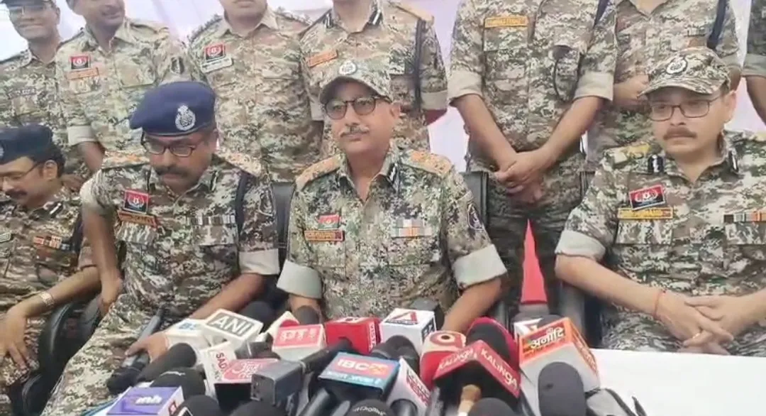 Mkg naxal operation press meet