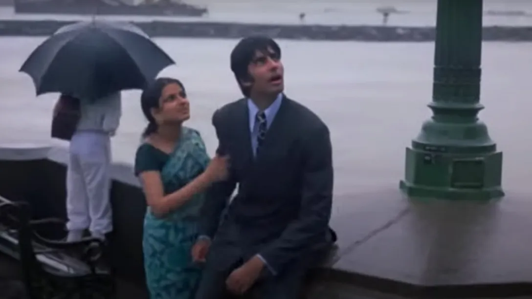 Exclusive: साउथ बॉम्बे की सड़कों में असली बारिश के बीच शूट हुआ था 'रिमझिम  गिरे सावन', खुद बता रही हैं मौसमी चटर्जी - OG actress Moushumi Chatterjee  speaks exclusively on ...