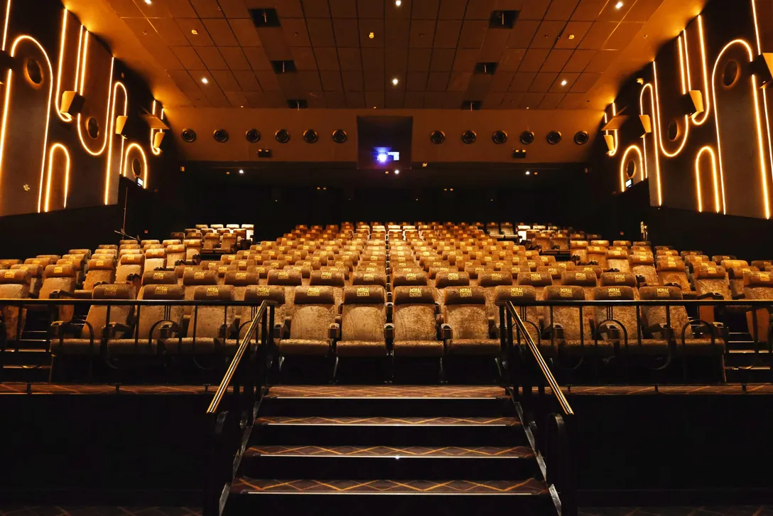 Miraj Cinemas opning in Azadpur