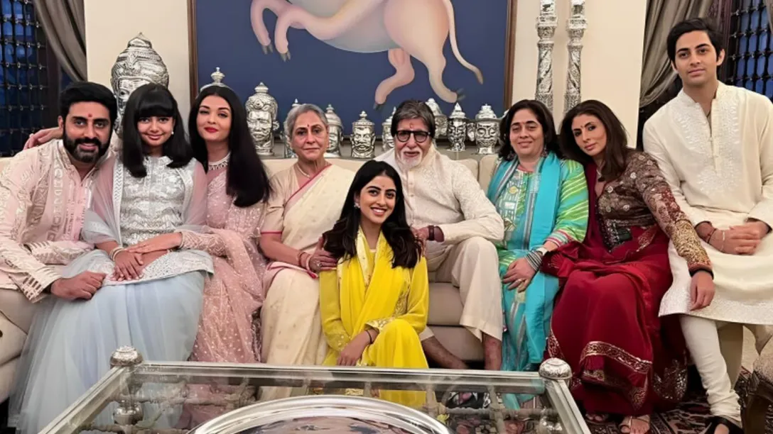Bollywood Film Families: Amitabh, Abhishek, Aishwarya Rai to Aaradhya, the  brilliant Bachchan bloodline