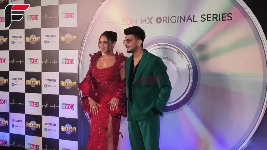 MUNAWAR FARUQUI & KRYSTLE DSOUZA AT FIRST COPY PREMIERE!