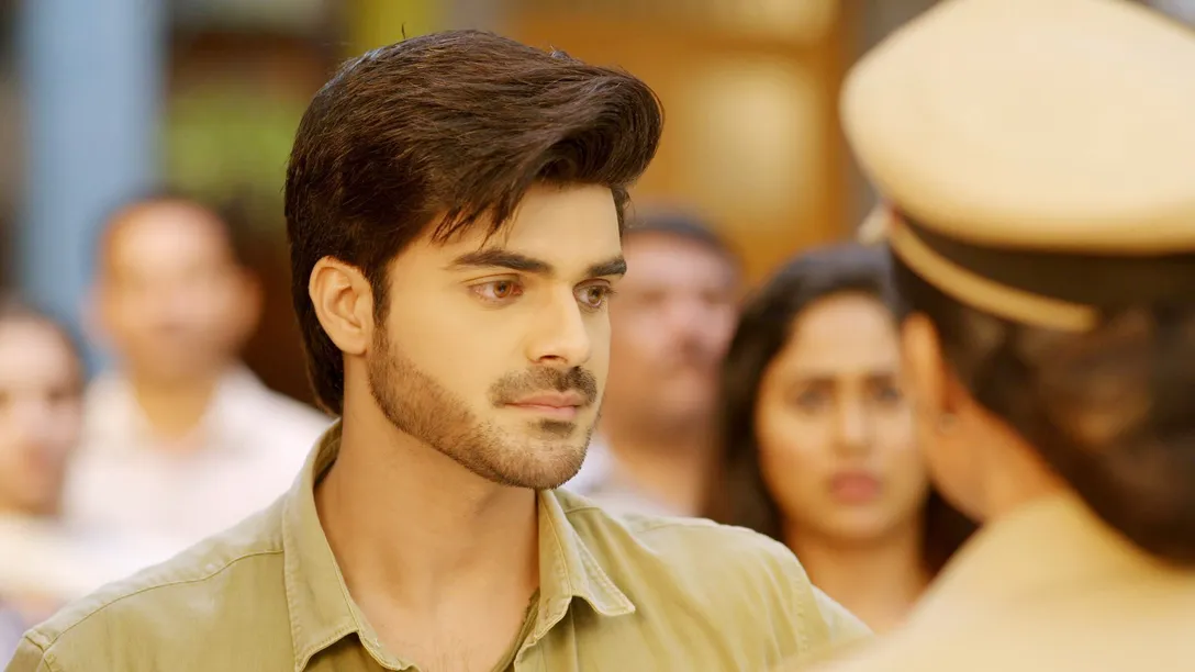 Watch Pushpa Impossible Episode no. 1071 TV Series Online - Chirag's  Criminal Tendencies - Sony LIV