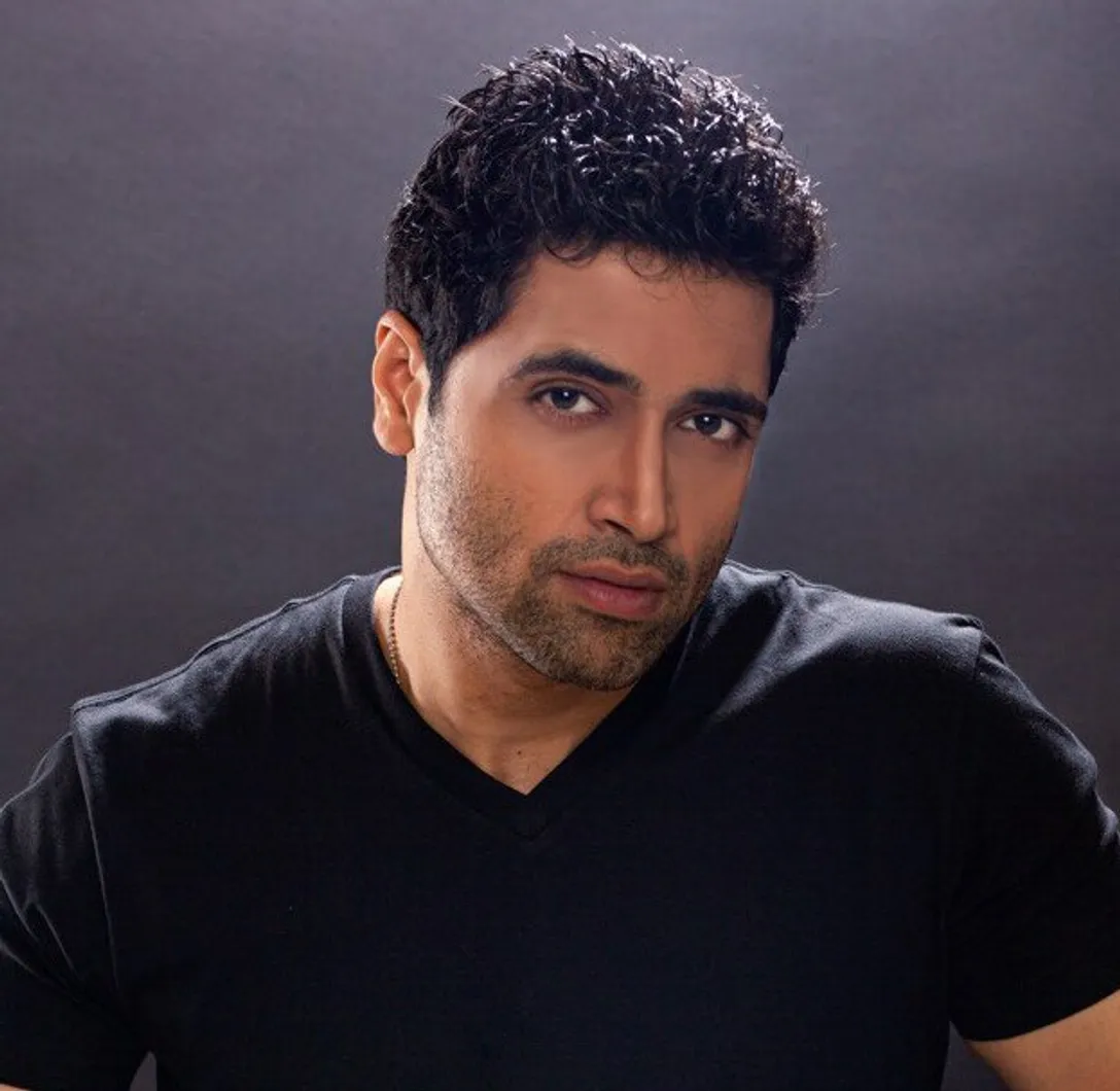 Adivi Sesh
