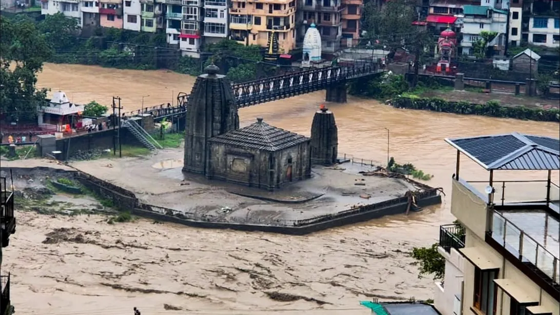 himachal-pradesh-floods