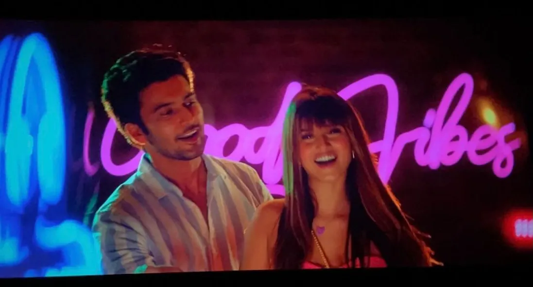 Audience applauds Navneet Malik's outstanding performance in Sajid  Nadiadwala's 'Heropanti 2'