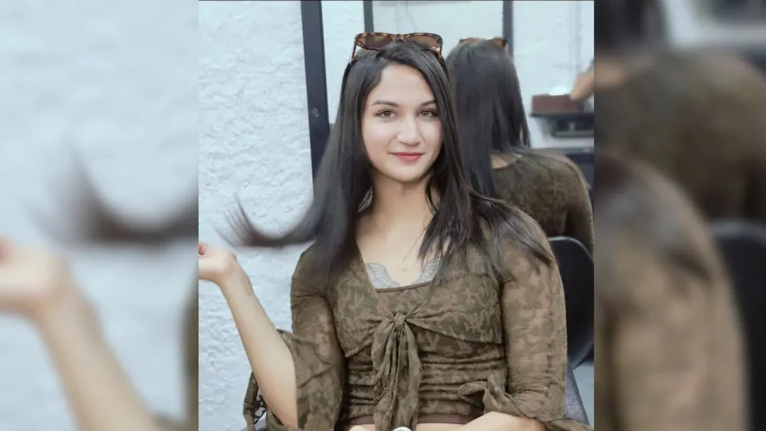  Anaya Bangar 