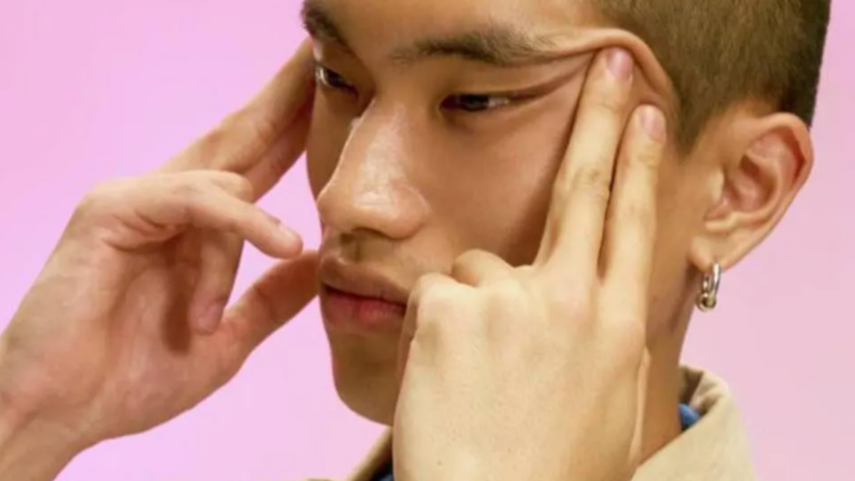 Swatch apologises for slanted eyes ad after China uproar