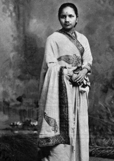 Married at 9, She Travelled Across the World in the 1800s to Become India’s First Woman Doctor