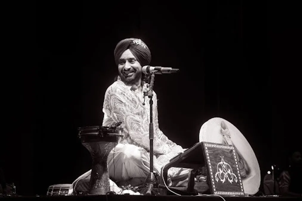afaqs.com - afaqs! partner content - Satinder Sartaaj's Delhi sellout points to a quiet revolution in Indian music