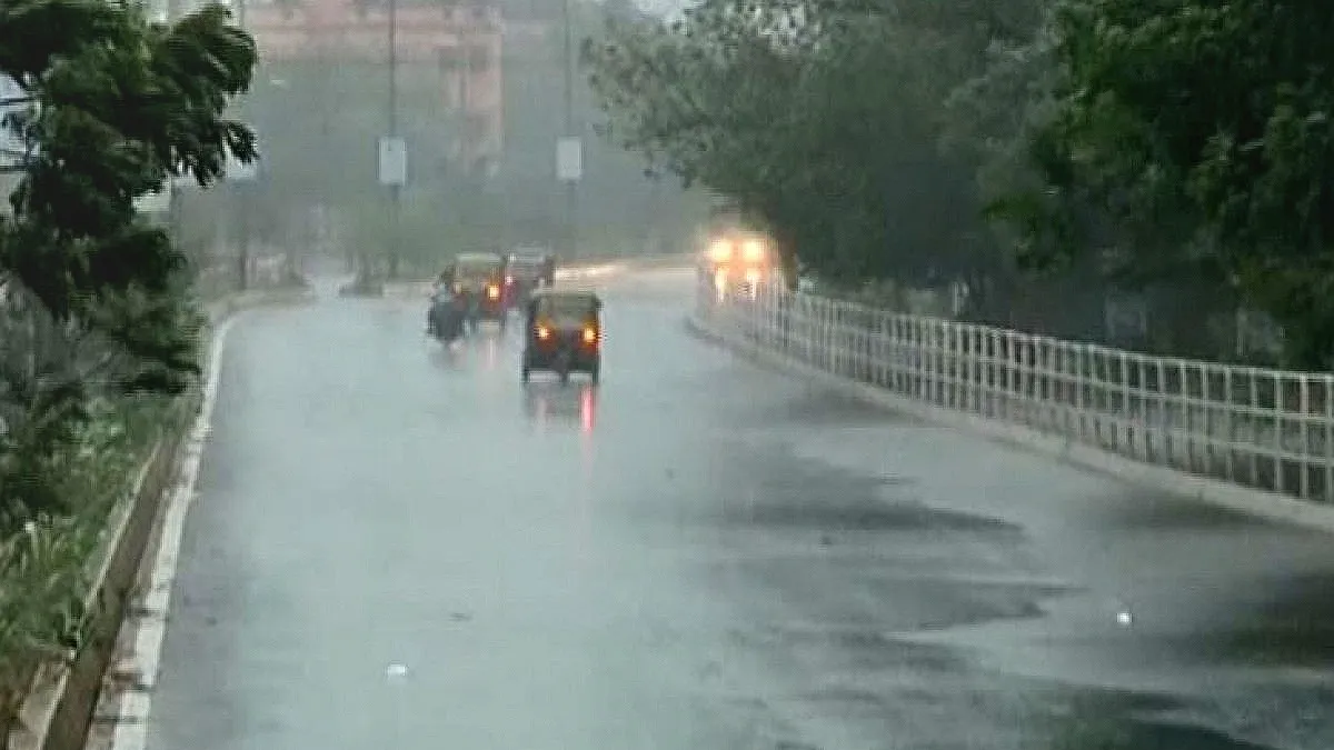  Deep Depression over Bay of Bengal Triggers Widespread Rains and Alerts Across Bengal, Odisha, and Jharkhand