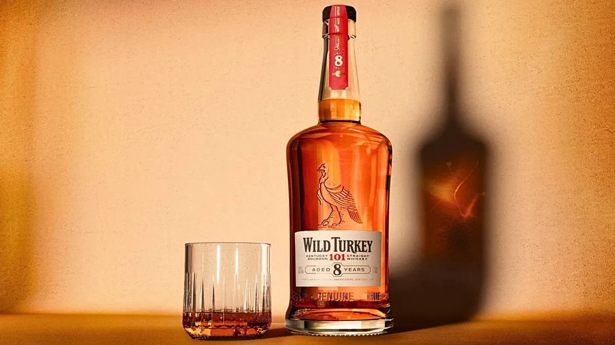 WILD TURKEY 8年熟成 750ml 101プルーフ WILD TURKEY 8年 750ml 101 proof ワイルドターキー