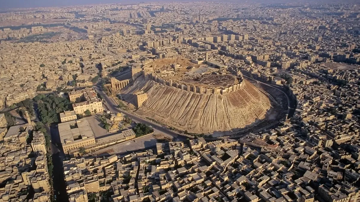Aleppo: How and Why It Fell So Suddenly