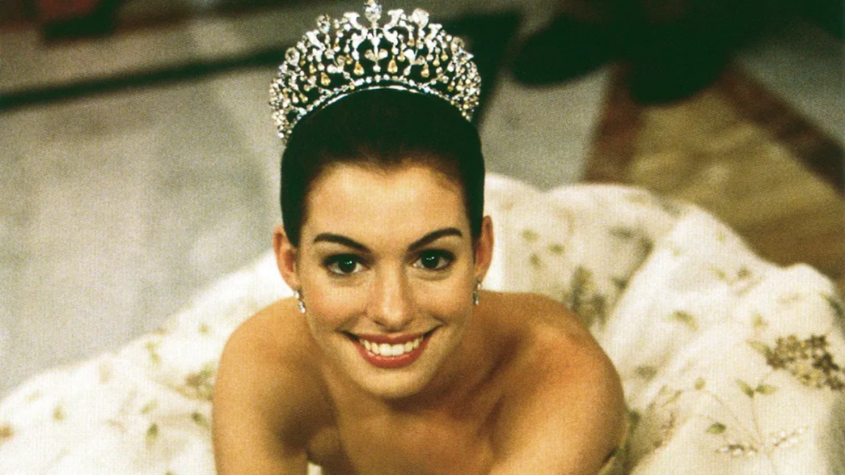 Anne Hathaway Addresses ‘Princess Diaries 3’ Announcement
