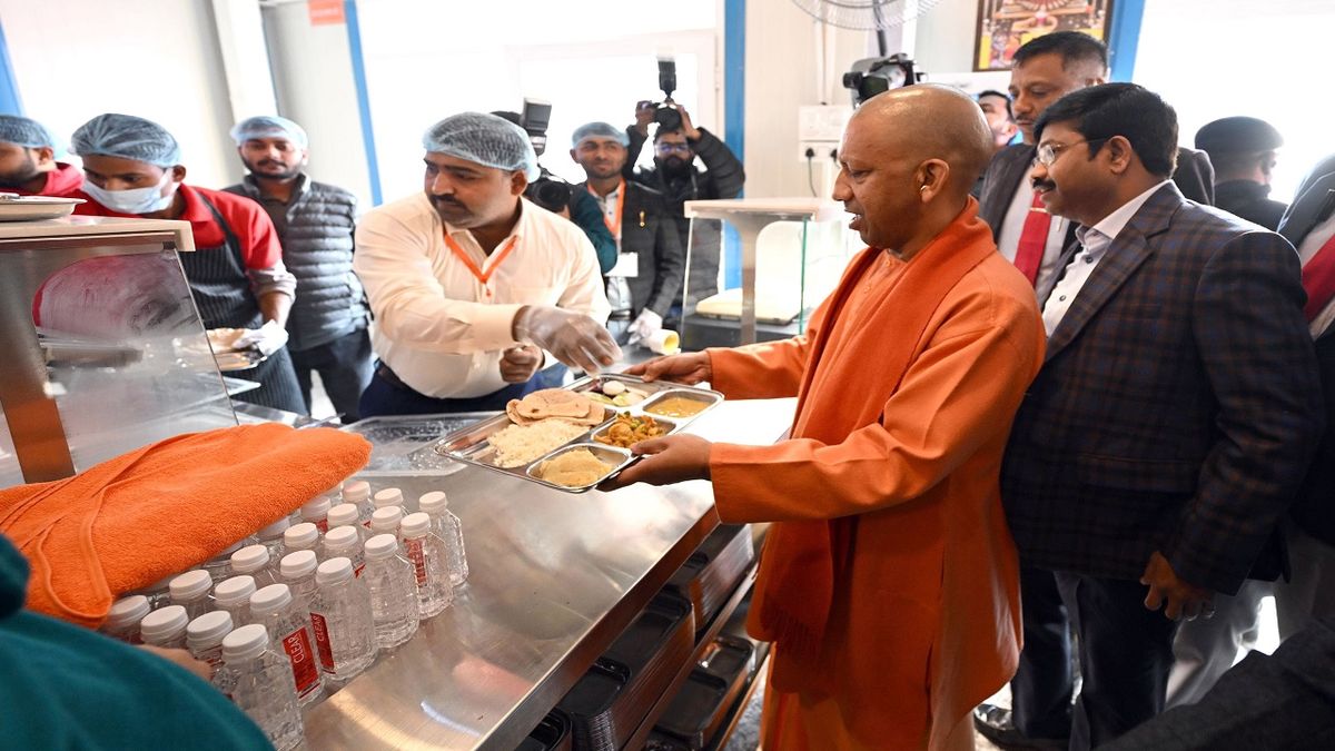 Cm योगी ने प्रयागराज में किया 'मां की रसोई' का उद्घाटन, सिर्फ इतने रुपये में मिलेगा भरपेट खाना