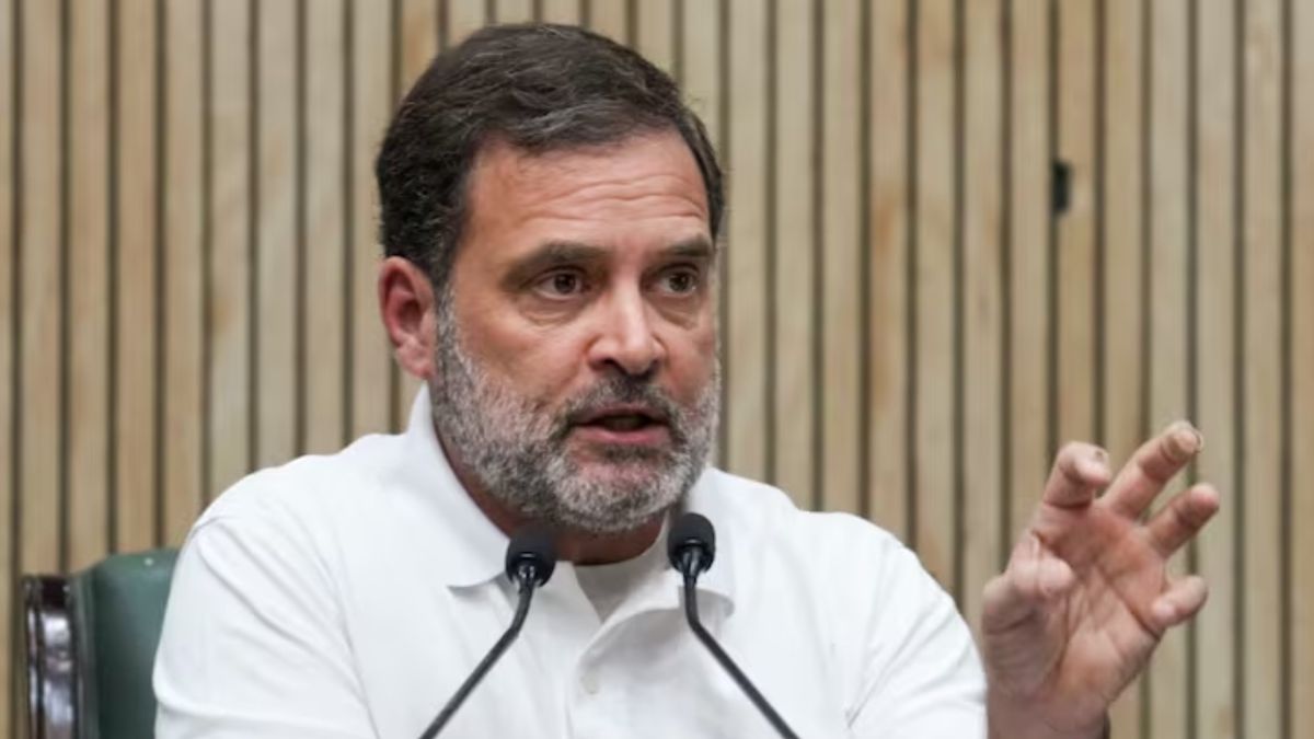 Rahul Gandhi: ‘इंडियन स्टेट से हम लड़ रहे हैं’, बयान के कारण फंसे राहुल गांधी, ओडिशा में दर्ज हुई FIR