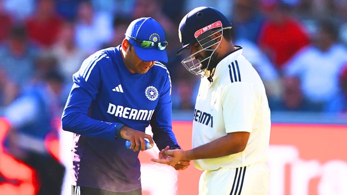 Sport : 'अगर फ्रैक्चर है तो उसे आराम करना चाहिए', ऋषभ पंत के चौथे टेस्ट में खेलने को लेकर पूर्व दिग्गज ने दिया बड़ा बयान #INA