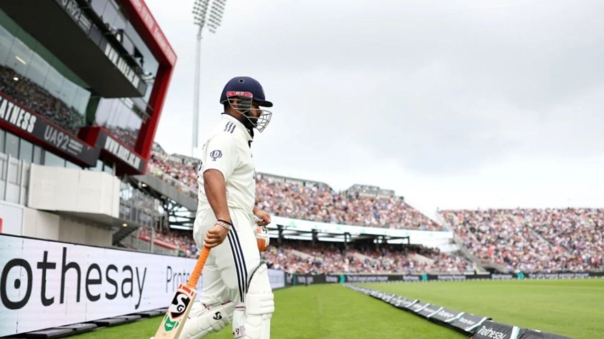 Sport : IND vs ENG: बारिश की वजह से रुका मैनचेस्टर टेस्ट, चोटिल होने के बावजूद बल्लेबाजी करने उतरे ऋषभ पंत #INA