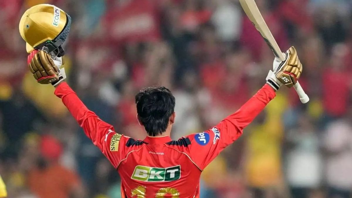 Sport : IPL में पंजाब किंग्स के लिए खेलने वाले खिलाड़ी ने सिर्फ 52 गेंदों पर जड़ दिया तूफानी शतक, DPL 2025 में मचाया धमाल #INA
