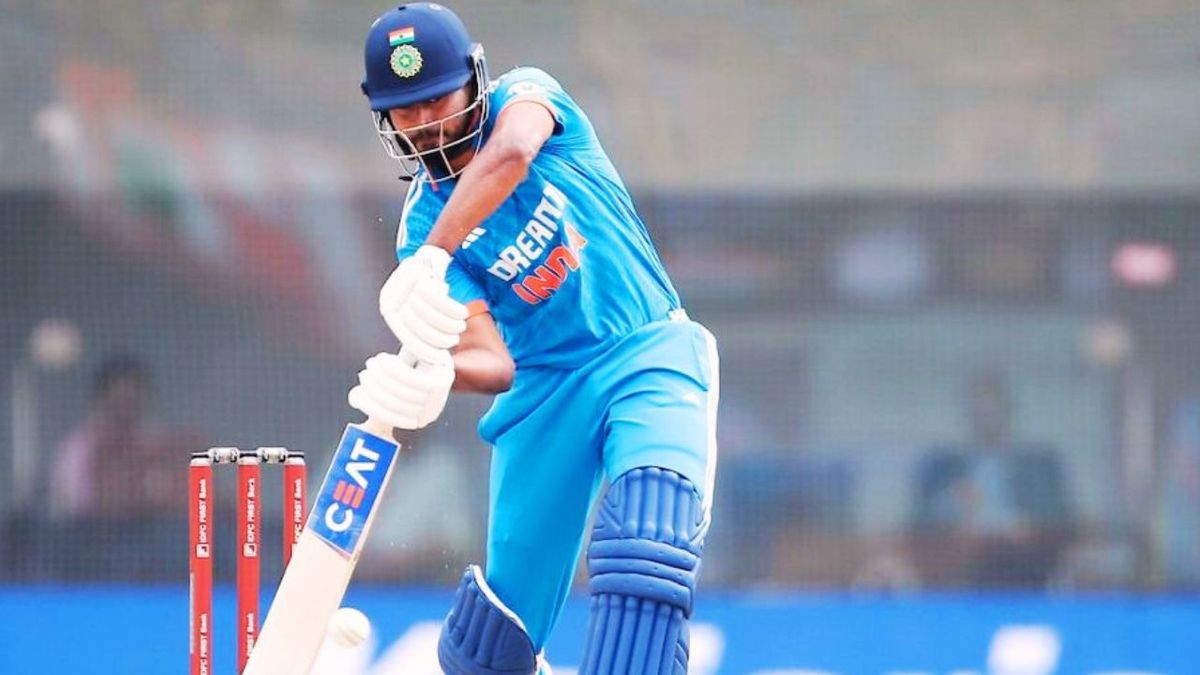 Sport : IND vs NZ: टीम इंडिया में वापसी की तैयारी कर रहा है स्टार बल्लेबाज, न्यूजीलैंड सीरीज में मिल सकता है मौका #INA