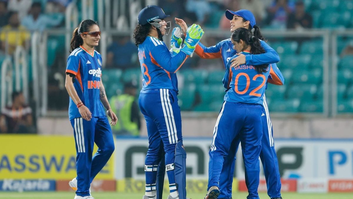 Sport : IND w VS SL W: विजयरथ पर सवार है भारतीय महिला टीम, लगातार जीता चौथा T20 मैच, श्रीलंका को चटाई धूल #INA