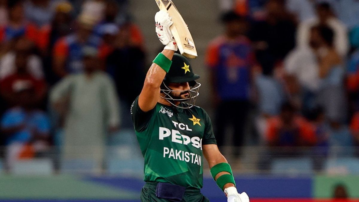 Sport : SL vs PAK: साहिबजादा फरहान की शानदार फिफ्टी, पाकिस्तान ने पहले टी20 में श्रीलंका को 6 विकेट से हराया #INA