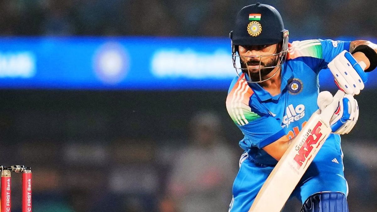 Sport : IND vs NZ: राजकोट में विराट कोहली ने बनाया बड़ा कीर्तिमान, सचिन तेंदुलकर को छोड़ दिया पीछे #INA