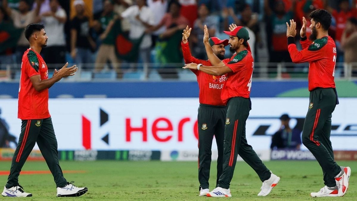 Sport : T20 World Cup 2026: बांग्लादेश क्रिकेट में नहीं थम रहा ड्रामा, अब खिलाड़ियों और बोर्ड में बीच हुई तकरार #INA