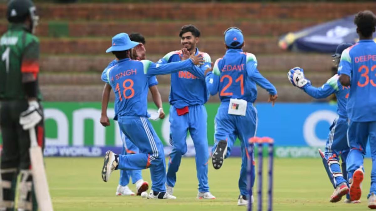 Sport : U19 World Cup: अंडर-19 विश्व कप में टीम इंडिया का जलवा, बैक टू बैक मैच जीतकर किया सुपर-8 के लिए क्वालीफाई #INA