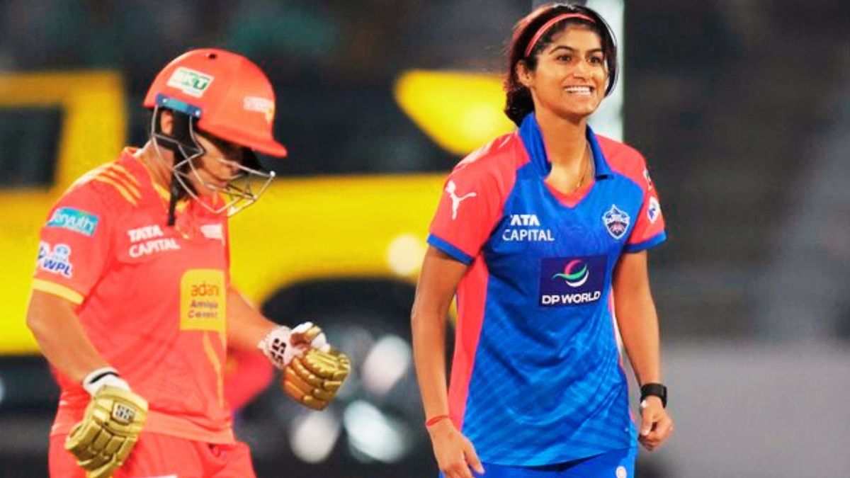Sport : WPL 2026: बेथ मूनी ने लगाया शतक, श्री चरणी ने लिए 4 विकेट, गुजरात ने दिल्ली कैपिटल्स को दिया 175 रनों का लक्ष्य #INA