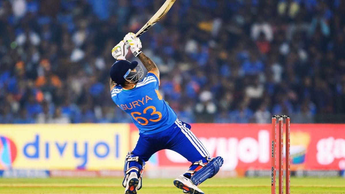 Sport : IND vs NZ: सूर्या ने बनाया बड़ा कीर्तिमान, रोहित और विराट के क्लब में मारी एंट्री #INA