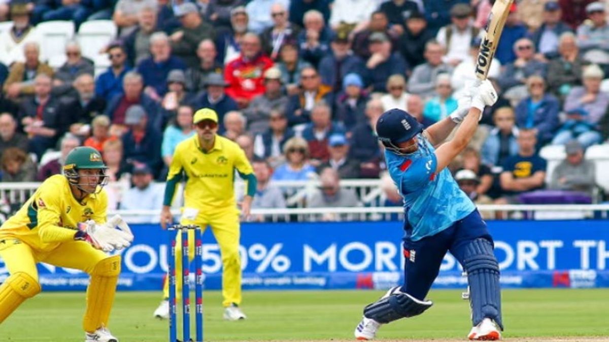 Eng vs aus: इस खिलाड़ी को रिलीज नहीं करना चाहेगी rcb, ऑस्ट्रेलियाई गेंदबाजों की जमकर कर रहा कुटाई