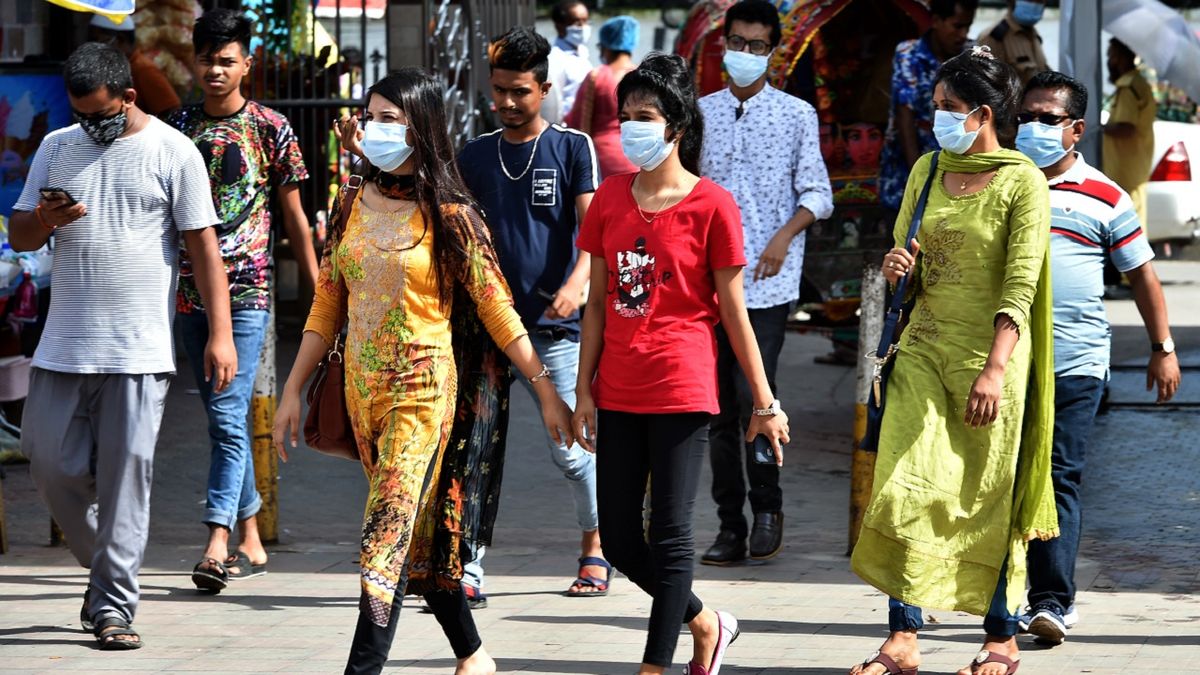 दिल्ली में फिर लौट रही कोरोना की लहर, विशेषज्ञ बोले- अभी और होगा इजाफा