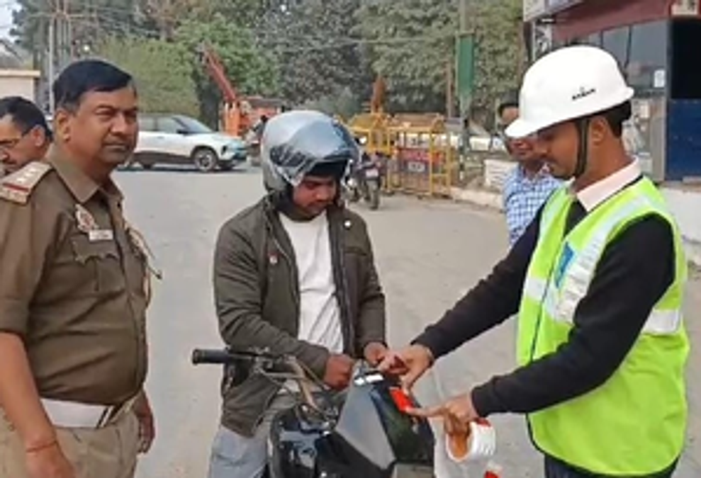 गौतमबुद्धनगर : यातायात पुलिस का बड़ा अभियान, 7361 ई-चालान जारी