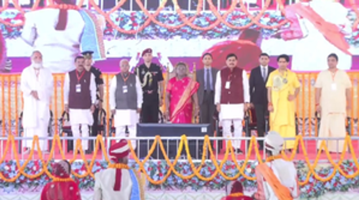 संतो ने कुरीतियों के खिलाफ आवाज उठाई, समाज को राह दिखाई : द्रौपदी मुर्मू