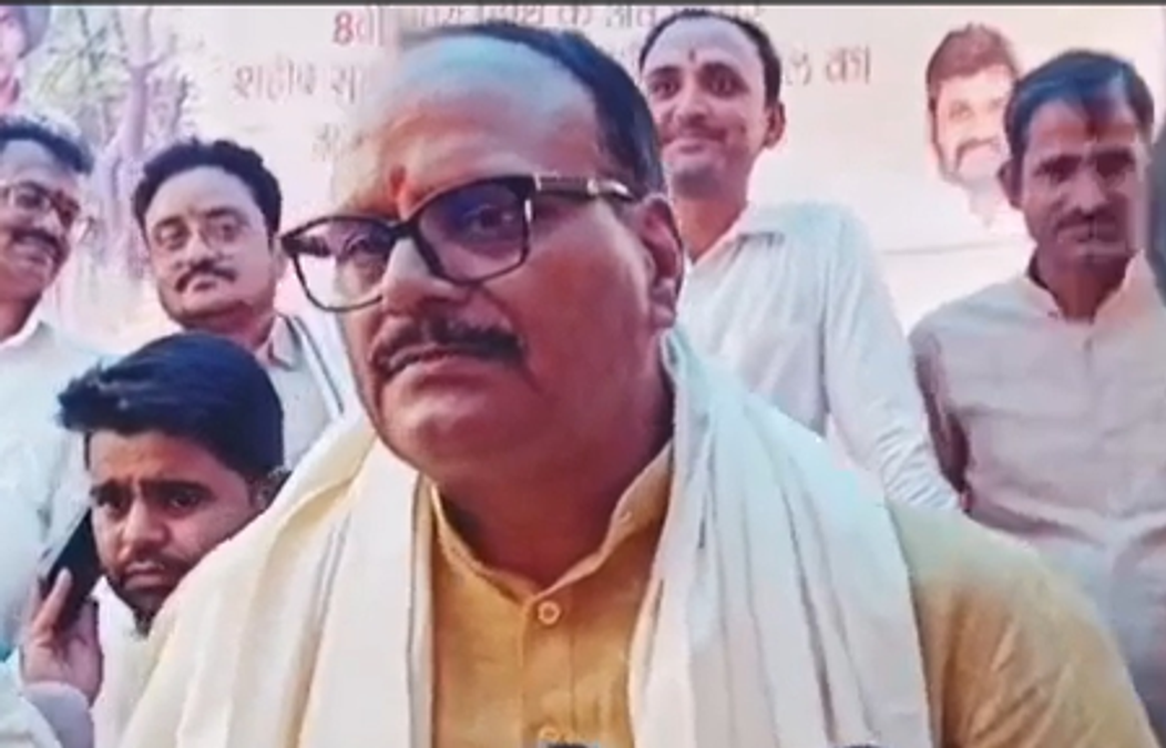 उपमुख्यमंत्री ब्रजेश पाठक की टिप्पणी पर सपा ने भेजा मानहानि का नोटिस