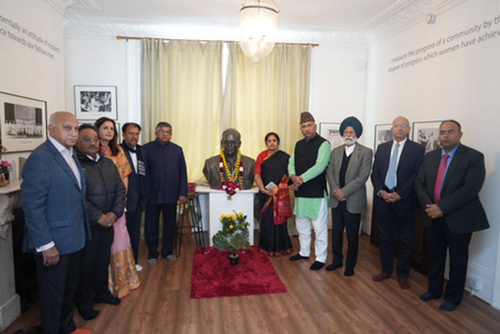 'ऑपरेशन सिंदूर' आउटरीच टीम ने लंदन में अंबेडकर म्यूजियम का किया दौरा