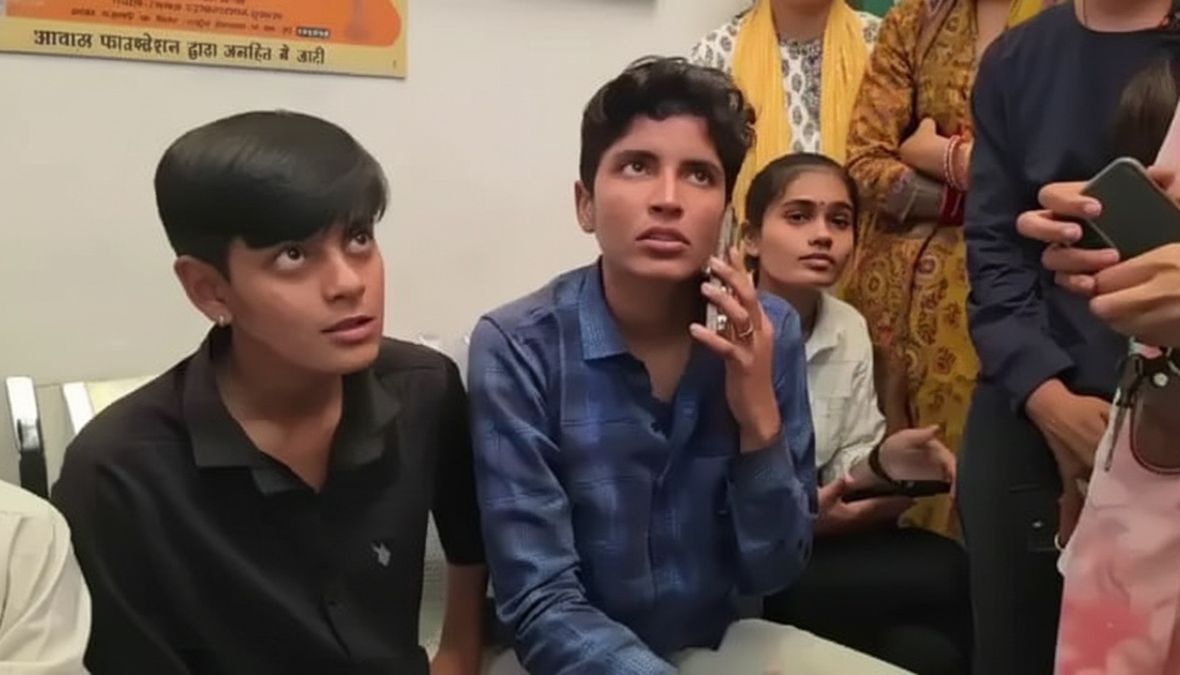 IAS Tina Dabi gets students arrested for calling her 'Reel Star'?...