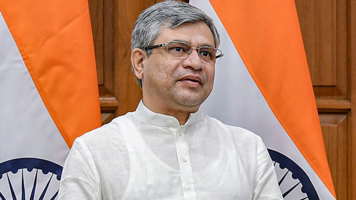 Big Diwali Gift Centre Announces 3 DA Hike For Govt Employees