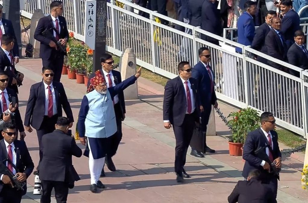 PM Modi breaks protocol to greet people at Kartavya Path after 77th Republic Day celebrations