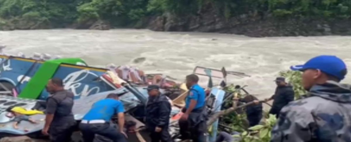 12 dead after bus accident in central Nepal
