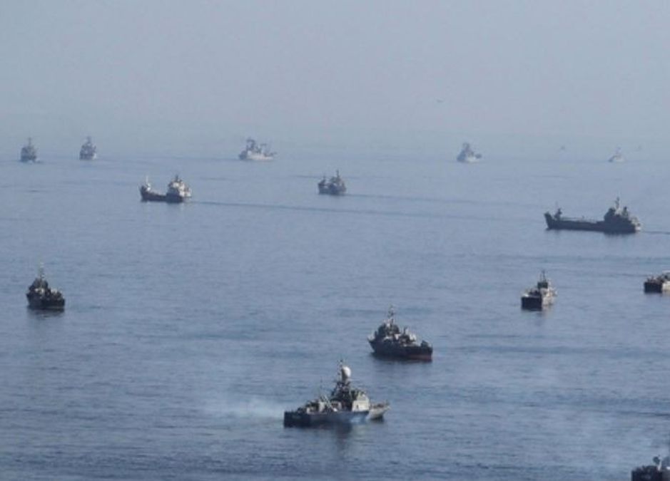 Iran, Russia hold joint drill as Trump hints at 15-day deadline