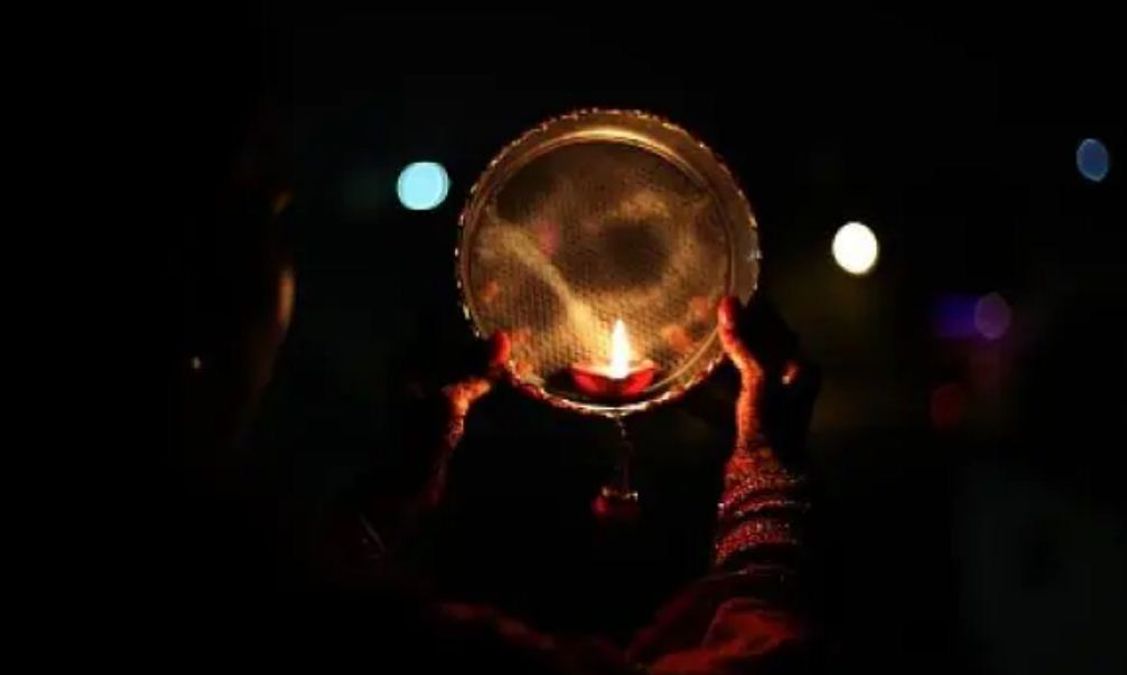Karwa Chauth Today 13 October 2022 Moonrise Time For Delhi karwa-chauth-today-13-october-2022-moonrise-time-for-delhi