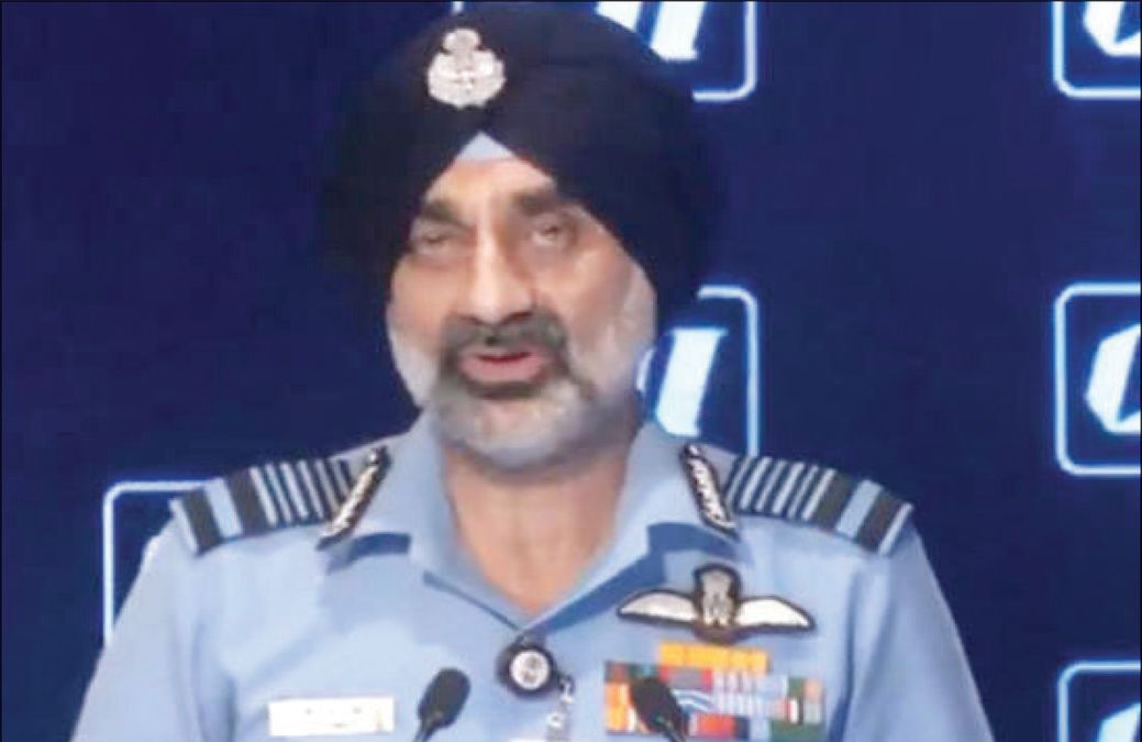 ପ୍ରତିରକ୍ଷା ପ୍ରକଳ୍ପରେ ବିଳମ୍ବ: ବାୟୁସେନା ମୁଖ୍ୟଙ୍କ ଚିନ୍ତା ପ୍ରକଟ, ଆମକୁ ଯାହା ଆବଶ୍ୟକ ତାହା ତୁରନ୍ତ ମିଳୁ