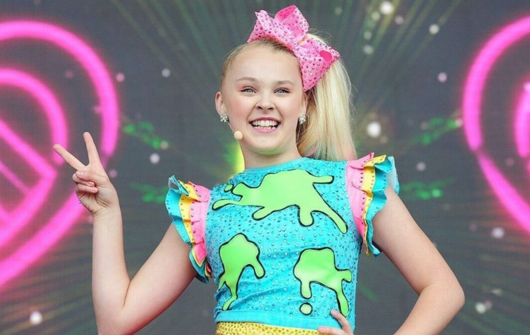 JoJo Siwa Reveals She Got Bald Spot From Stress Rash During Her Time On